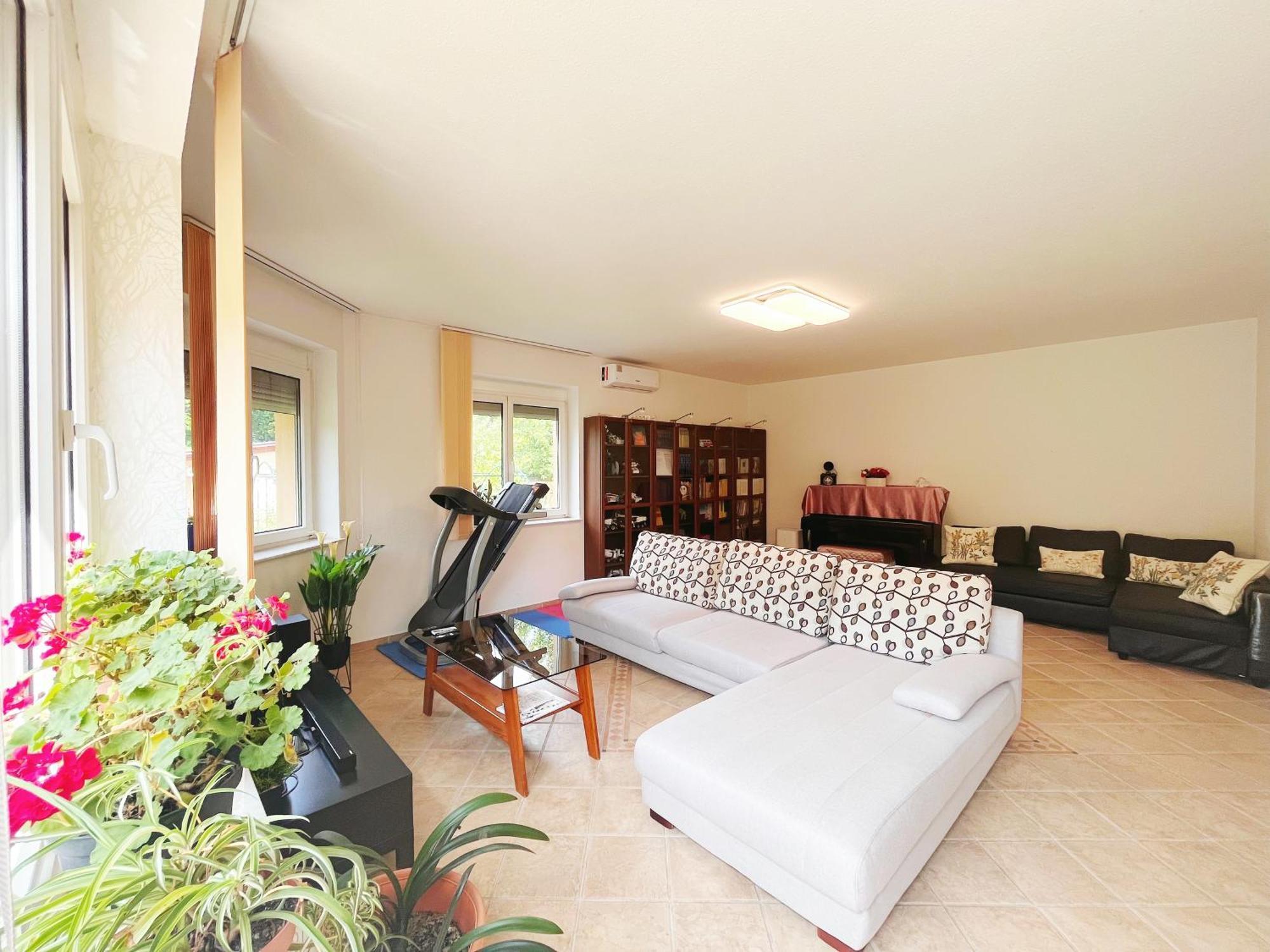 Garden Villa บูดาเปสต์ ภายนอก รูปภาพ